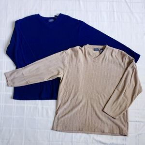 Bundle of 2 LIZ CLAIBORNE Men's Sweaters in Navy Blue and Beige